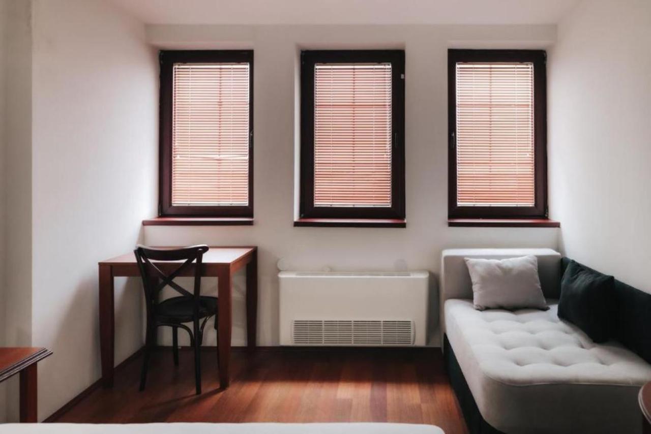 Hotel Castrum Skopje Ngoại thất bức ảnh