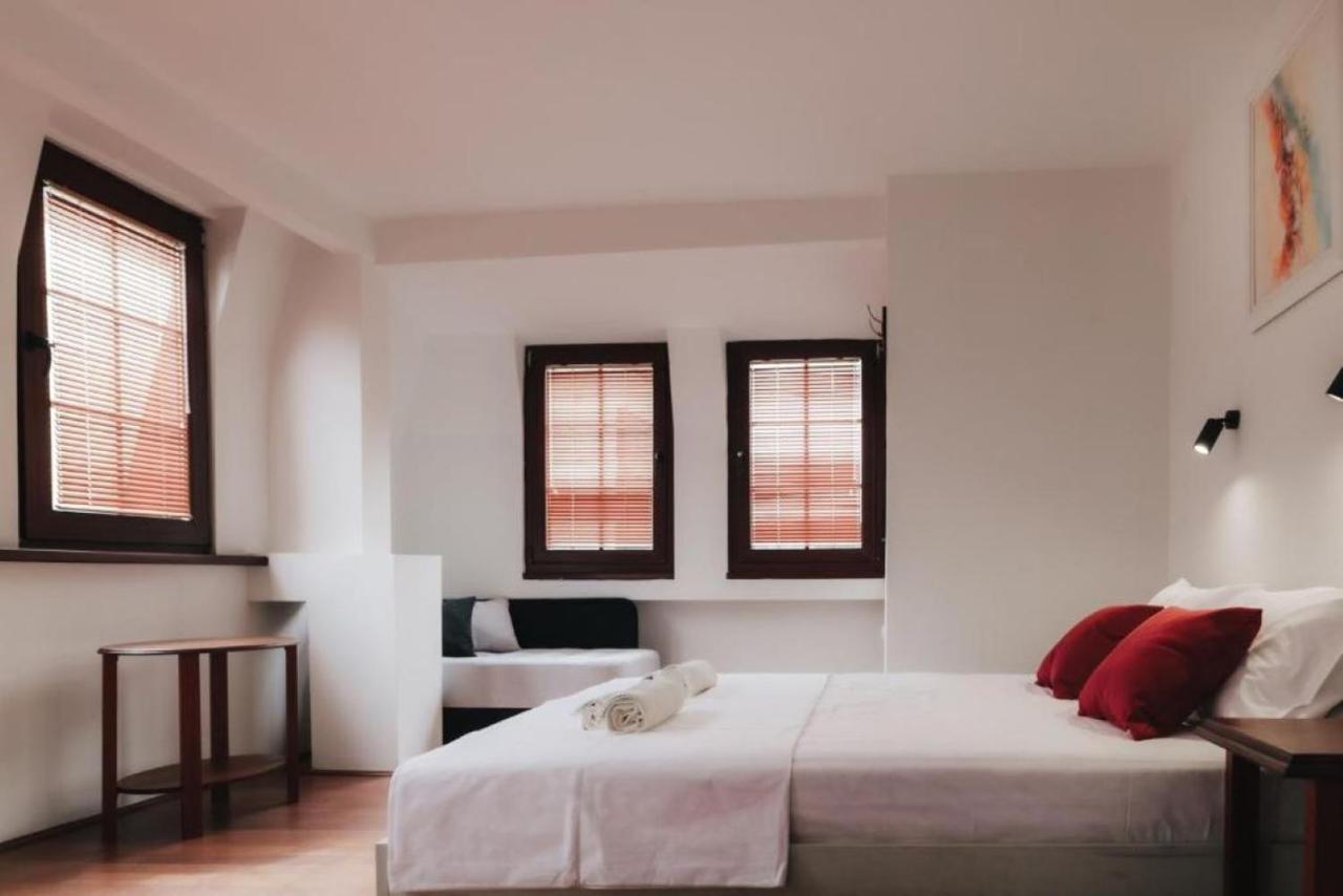 Hotel Castrum Skopje Ngoại thất bức ảnh